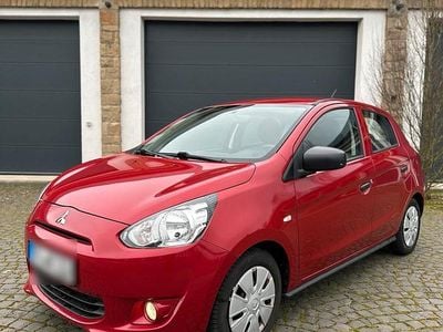 Rot Gebraucht 2016 Mitsubishi Space Star Top Kleinwagen | 6.500 € (Fairer Preis)