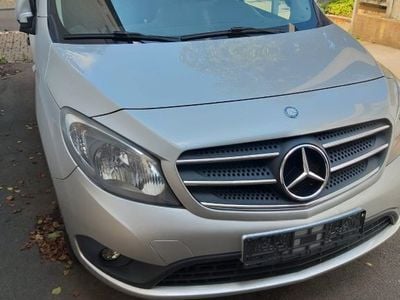 Mercedes Citan 111
