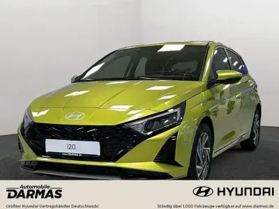 Gebraucht Hyundai i20 Trend 101 PS (74 kW) 2024 Gelb Limousine