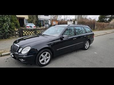 Mercedes E320