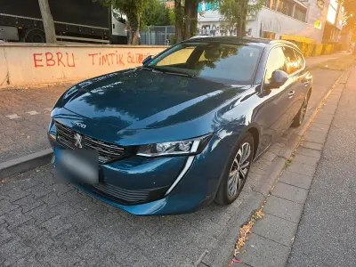 Gebraucht Peugeot 508 130 PS (95 kW) 2021 Andere farben Kombi