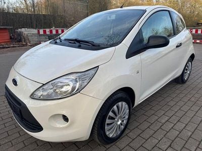 Gebraucht Ford Ka Ambiente 69 PS (50 kW) 2015 Weiß Kleinwagen
