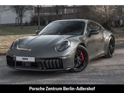 Nuova Porsche 911 Carrera 4 GTS 541 CV (397 kW) 2026 Verde Coupé