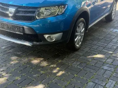 Gebraucht Dacia Sandero Prestige 90 PS (66 kW) 2013 Blau Limousine