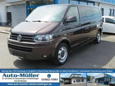 Gebraucht VW Caravelle Comfortline 179 PS (131 kW) 2010 Dark wood perleffekt Van