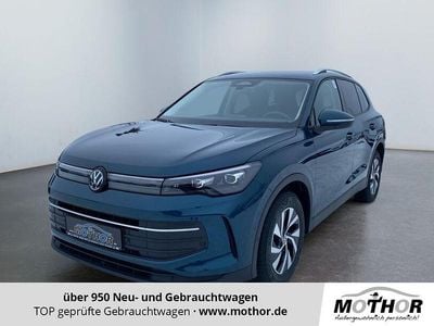 Neu VW Tiguan Life 150 PS (110 kW) 2025 Nightshade blue SUV