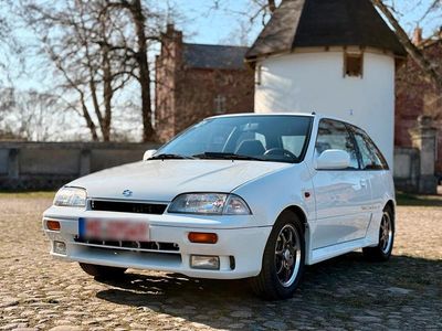 Gebraucht Suzuki Swift 101 PS (74 kW) 1989 Weiß Kleinwagen