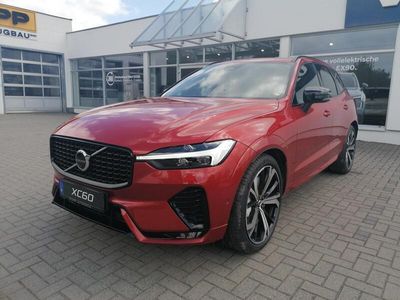 gebraucht Volvo XC60 B4 AWD Ultimate Dark 21' 360° 4C PANO STHZ