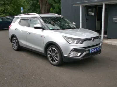 Gebraucht SsangYong XLV Sapphire 128 PS (94 kW) 2017 Silber SUV