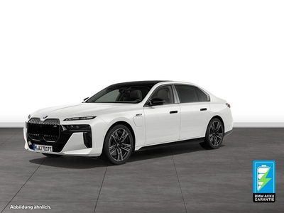 Gebraucht BMW M760e M Sport 571 PS (419 kW) 2025 Weiß Limousine