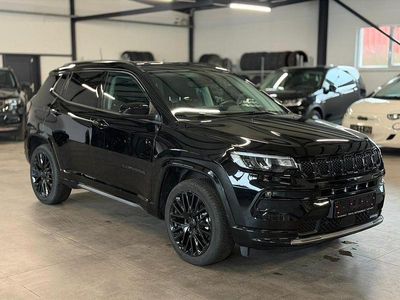 Gebraucht Jeep Compass Altitude 131 PS (96 kW) 2024 Schwarz SUV