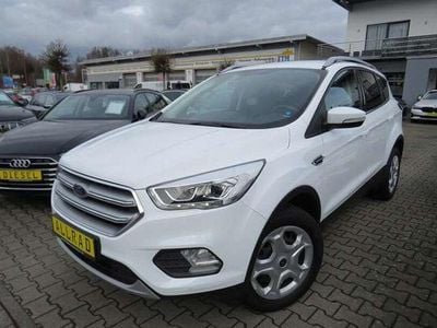 Gebraucht Ford Kuga 150 PS (110 kW) 2020 Frostweiß SUV