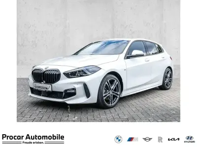 Gebraucht BMW 118 M Sport 136 PS (100 kW) 2022 Weiß Kleinwagen