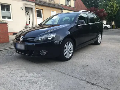 Gebraucht VW Golf VI 122 PS (89 kW) 2011 Blau Kleinwagen