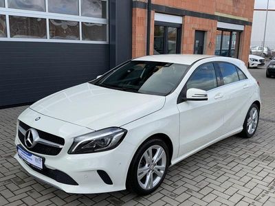 Gebraucht Mercedes A200 156 PS (114 kW) 2016 Weiß Limousine