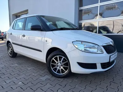 Gebraucht Skoda Fabia 60 PS (44 kW) 2012 Bila candy/candyweiss Kleinwagen