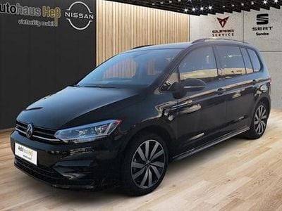 Gebraucht VW Touran Highline 150 PS (110 kW) 2025 Schwarz Van / Kleinbus