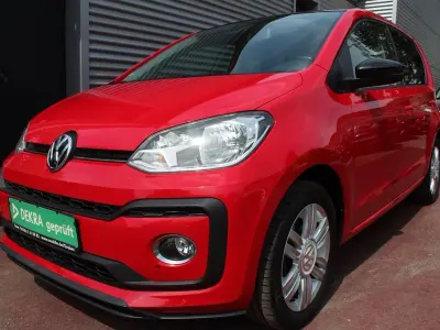 Usata VW up! high up! 90 CV (66 kW) 2020 Rosso Utilitaria