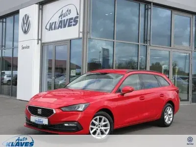 Usata Seat Leon Style 150 CV (110 kW) 2022 Rosso Berlina