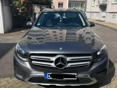 Gebraucht Mercedes GLC220 AMG line 170 PS (125 kW) 2015 Grau SUV