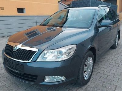 Second-hand Skoda Octavia Ambiente 102 CP (75 kW) 2009 Gri Break