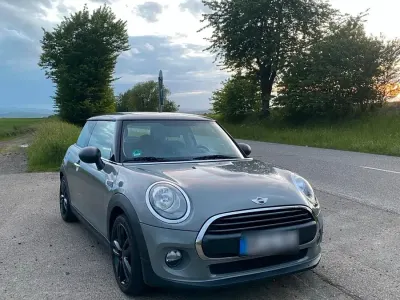 Gebraucht Mini John Cooper Works 102 PS (75 kW) 2018 Grau Kleinwagen
