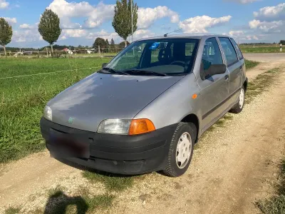 Usata Fiat Punto 54 CV (39 kW) 1997 Argento Utilitaria