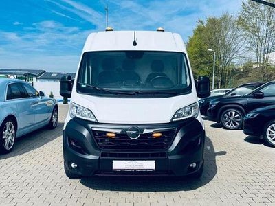Second-hand Opel Movano Edition 165 CP (121 kW) 2022 Alb Van