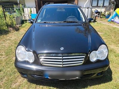 Mercedes C200