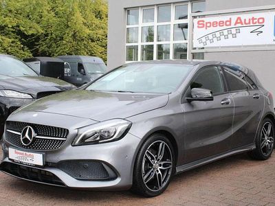 Grau Gebraucht 2016 Mercedes A200 AMG line Limousine | 16.490 € (Etwas zu teuer)