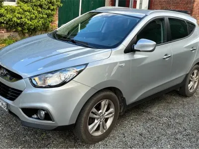 Gebraucht Hyundai ix35 163 PS (119 kW) 2012 Silber SUV
