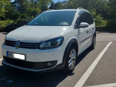 Gebraucht VW Touran Cross 177 PS (130 kW) 2015 Weiß Van / Kleinbus
