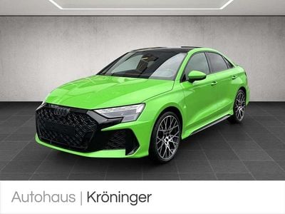 Gebraucht Audi RS3 Sport 400 PS (294 kW) 2025 Kyalamigrün Limousine