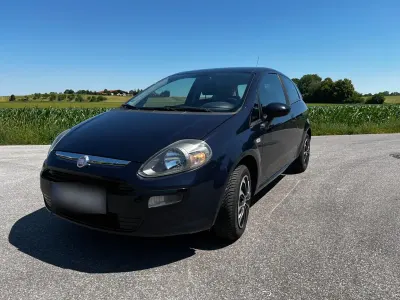 Gebraucht Fiat Punto Evo Active 70 PS (51 kW) 2011 Blau Kleinwagen