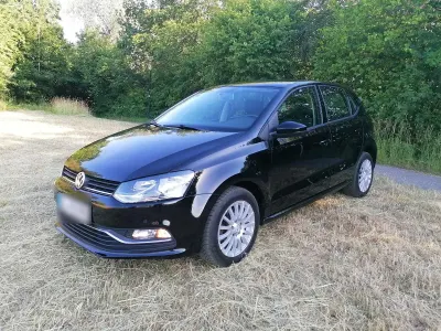 Gebraucht VW Polo Comfortline 90 PS (66 kW) 2016 Schwarz Kleinwagen