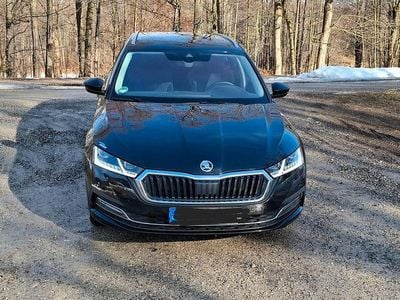 Schwarz Gebraucht 2022 Skoda Octavia Style Kombi | 22.900 € (Guter Preis)