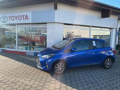 Blau Gebraucht 2020 Toyota Yaris Team Kleinwagen | 13.990 € (Fairer Preis)