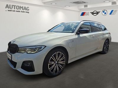 BMW 330e