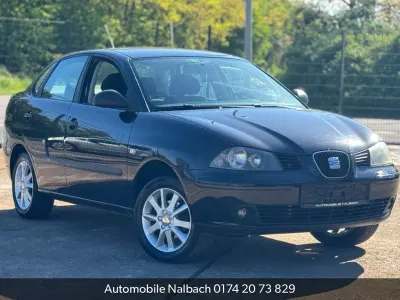 Używany Seat Cordoba Reference 86 KM (63 kW) 2009 Czarny Sedan/Limuzyna
