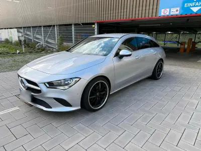 Gebraucht Mercedes CLA180 116 PS (85 kW) 2020 Silber Limousine