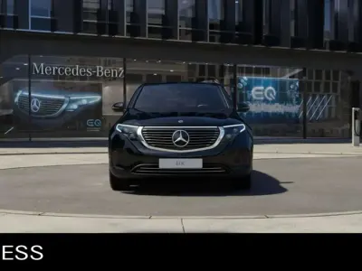 Gebraucht Mercedes EQC400 300 kW (408 PS) 2022 Schwarz uni SUV