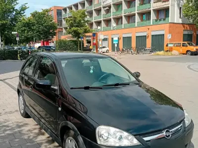 Gebraucht Opel Corsa 90 PS (66 kW) 2005 Schwarz Kleinwagen