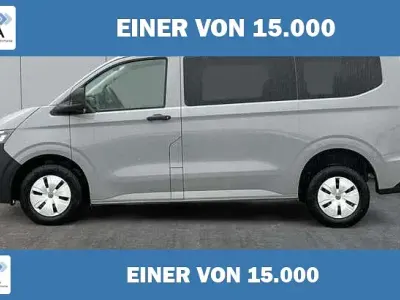 Gebraucht VW Caravelle 150 PS (110 kW) 2026 Grau Van