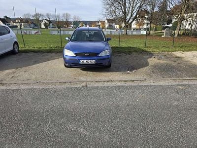 Gebraucht Ford Mondeo Ambiente 125 PS (91 kW) 2001 Kombi