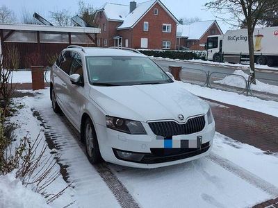Gebraucht Skoda Octavia Style 150 PS (110 kW) 2016 Weiß Kleinwagen