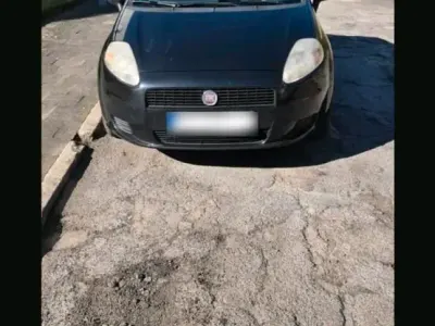 Gebraucht Fiat Punto Pop 69 PS (50 kW) 2011 Schwarz Kleinwagen