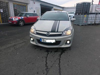 Silber Gebraucht 2006 Opel Astra GTC Coupé | 2.850 € (Fairer Preis)