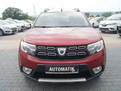 Gebraucht Dacia Sandero Prestige 90 PS (66 kW) 2020 Rot SUV