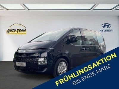 Gebraucht Hyundai Staria Trend 177 PS (130 kW) 2024 Moonlight blue Van / Kleinbus