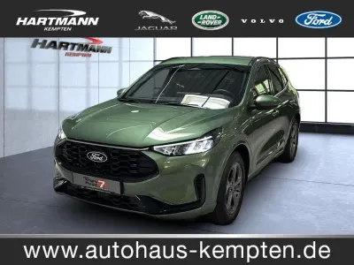 Gebraucht Ford Kuga ST-Line 186 PS (136 kW) 2025 Bursting green SUV